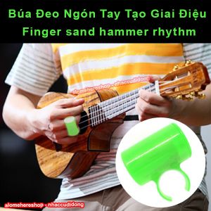 Nhẫn tạo giai điệu khi chơi đàn guitar màu xanh lá